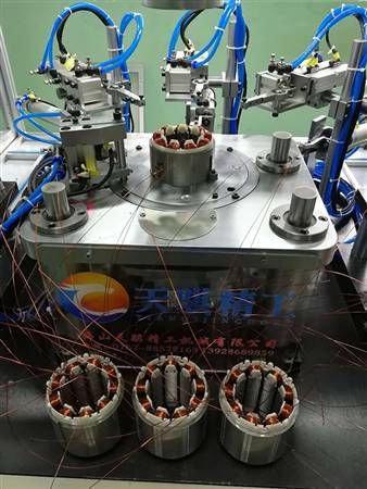 凸轮式定子内绕机