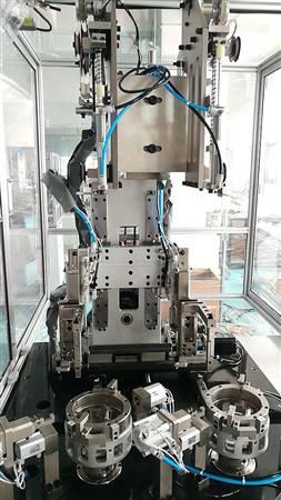 伺服式双工位内绕机